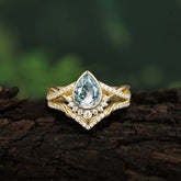 Ultra Luxurious Vintage Pear-Cut Natural Moss Agate Ring Set
